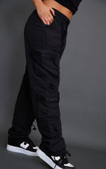 TOGGLE DETAIL CARGO TROUSER-BLACK