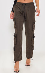 TOGGLE DETAIL CARGO TROUSER-CHOCOLATE