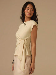 TIE-FRONT SOLID COLOR SHORT SLEEVE TOP