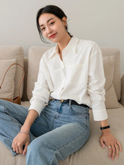 WHITE PATCH POCKET SHIRT WITH DROPPED SHOULDERS