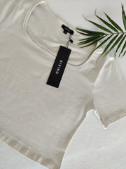 BASICS SQUARE NECK SOLID TEE