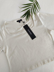 BASICS SQUARE NECK SOLID TEE