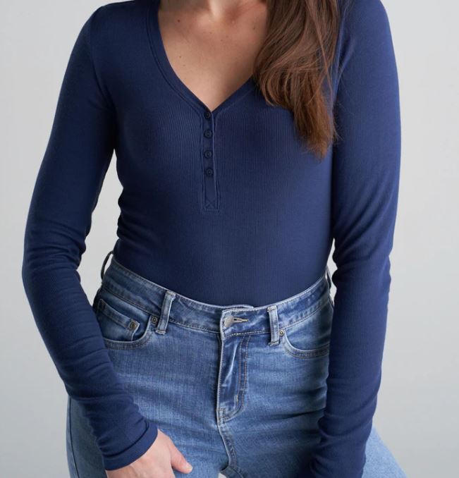 WOMEN S LONG SLEEVE SHIRT WITH BUTTON Navy S